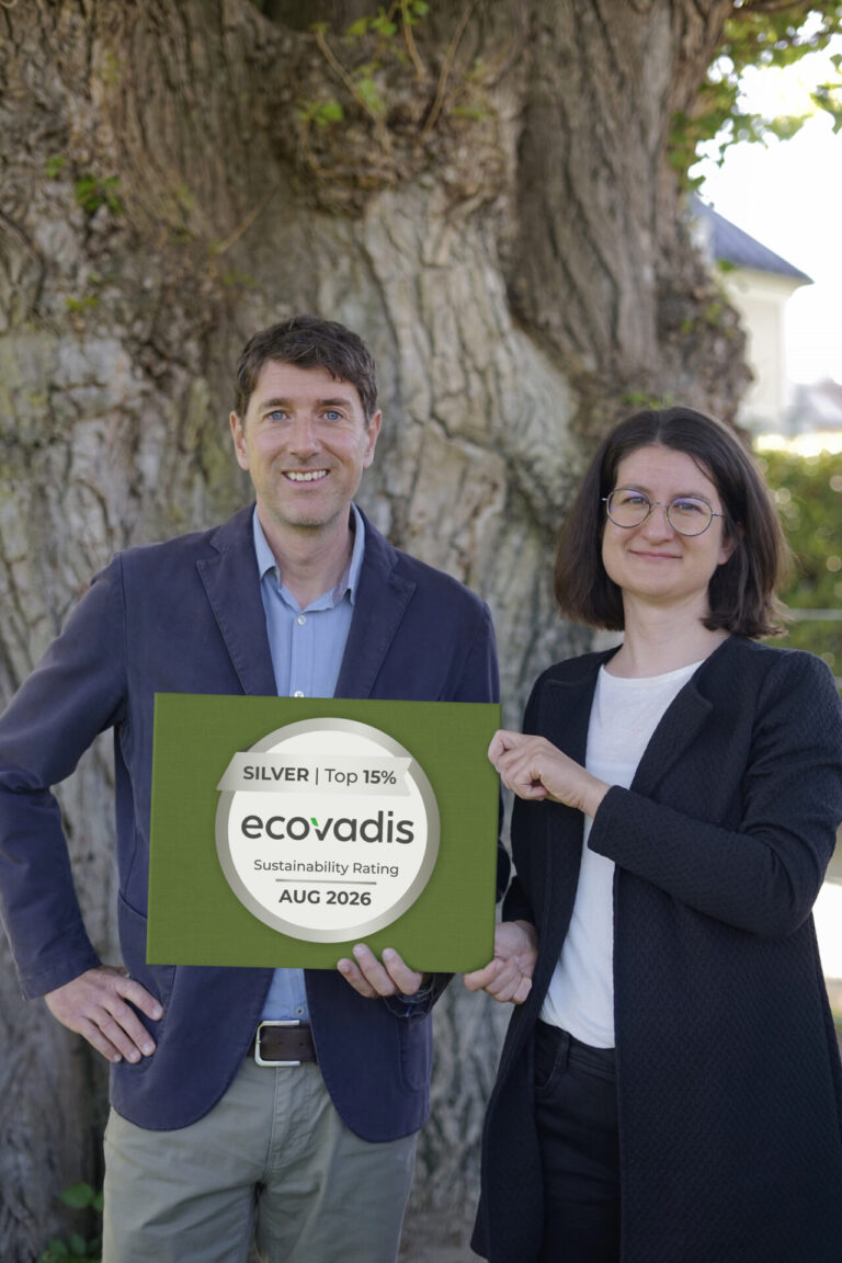 Matthias Greisberger und Marianne Schmid von SalzburgMilch anlässlich der EcoVadis Silbermedaille