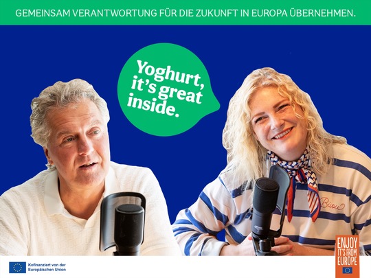 Podcastmotiv zur europäischen Milchwirtschaft mit Dauergrünland und Molkereigenossenschaften